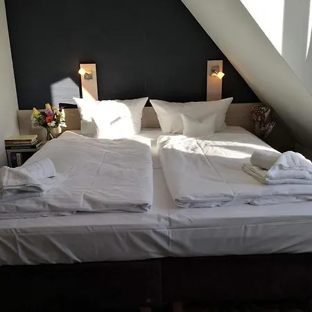 Remise Bayard Re-12 Hotel